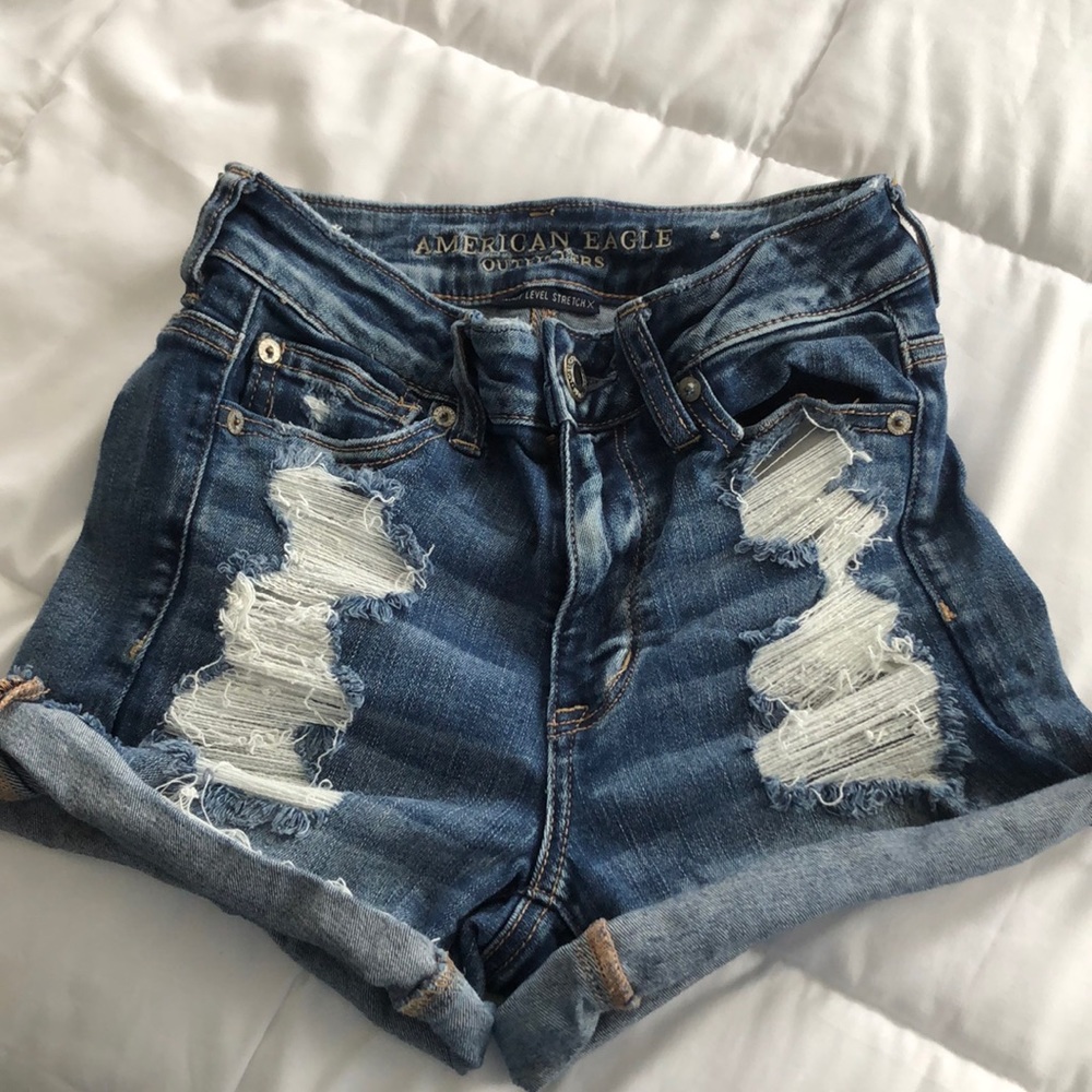 American Eagle high waisted shorts size 4